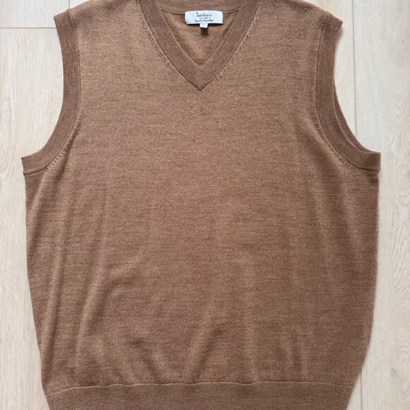 Men's Turnbury Tan Sweater Vest Large - Picture 1 of 3